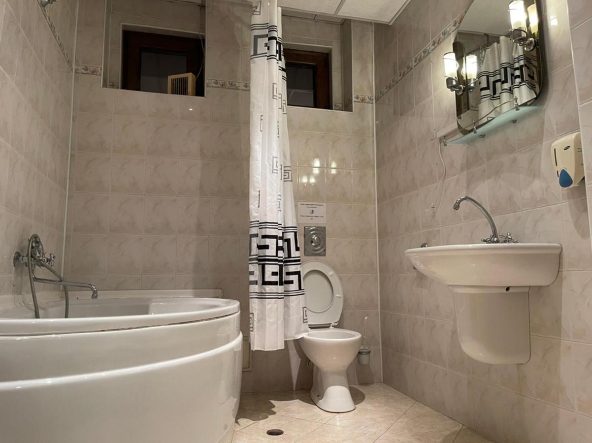 Хотел Сокол Plowdiw Exterior foto