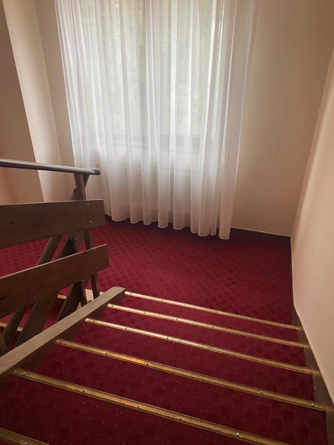 Хотел Сокол Plowdiw Exterior foto
